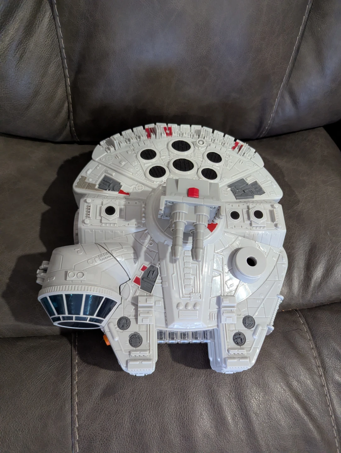 Star Wars Millennium Falcon Toy