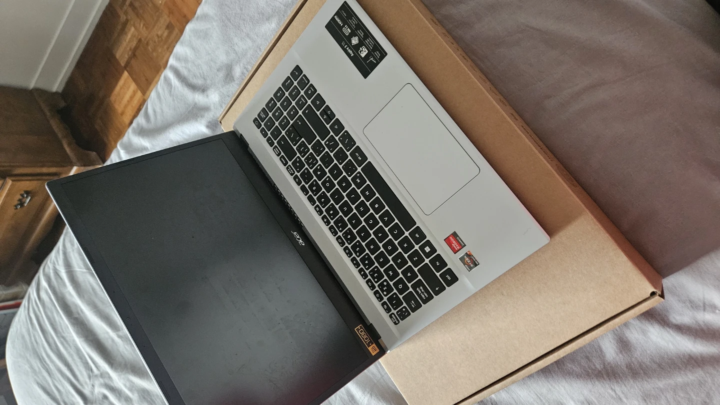 Acer Aspire 3 15.6 inch Laptop - photo 3
