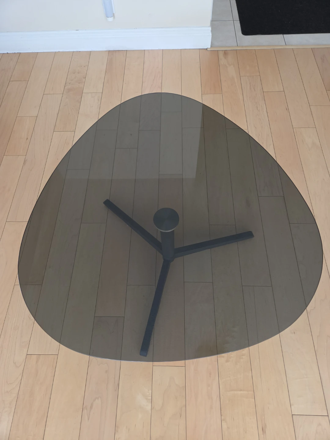 Modern glass coffee table - photo 3