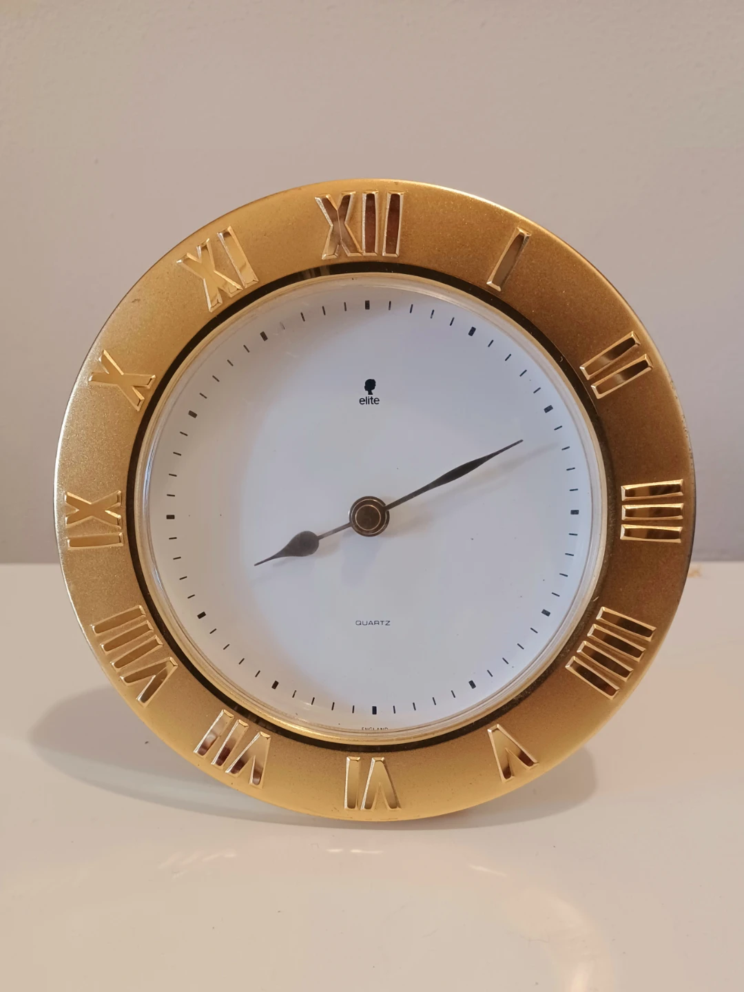 Vtg Elite Quartz Desk/Mantel Clock