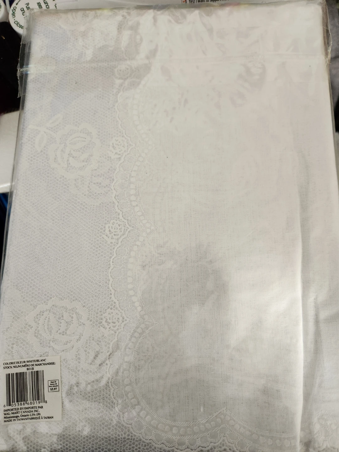 Vinyl Lace Tablecloth 60x90 Inch - photo 2