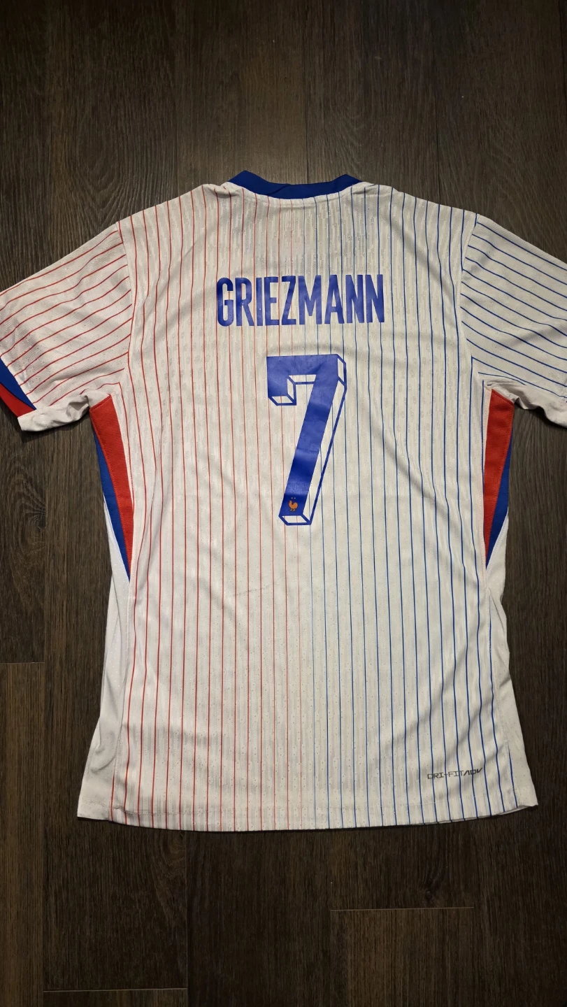 Griezmann #7 France 2024 Jersey in Blue And Red Pinstripes