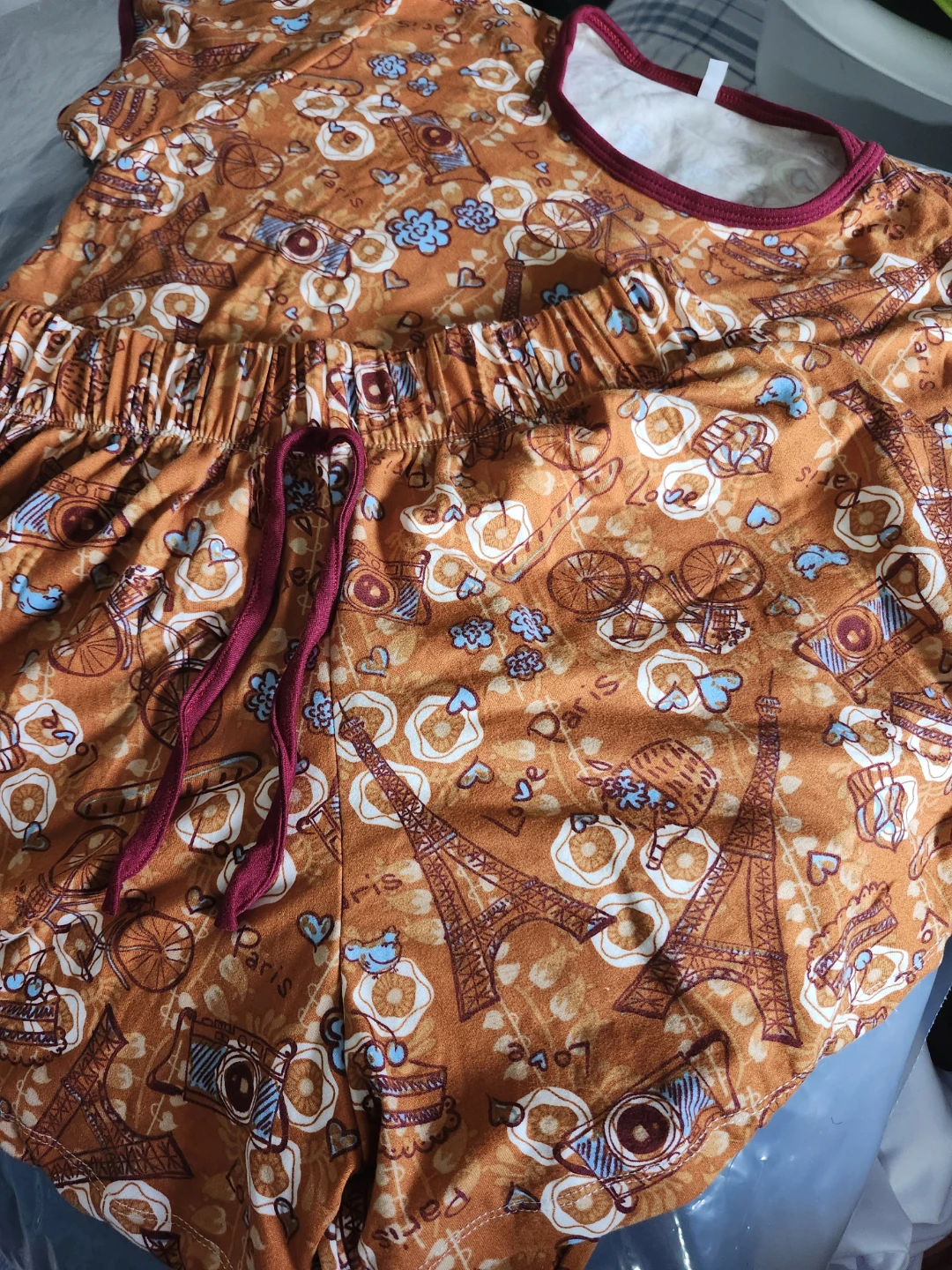 Two-Piece Paris Print Pyjama Set - photo 2