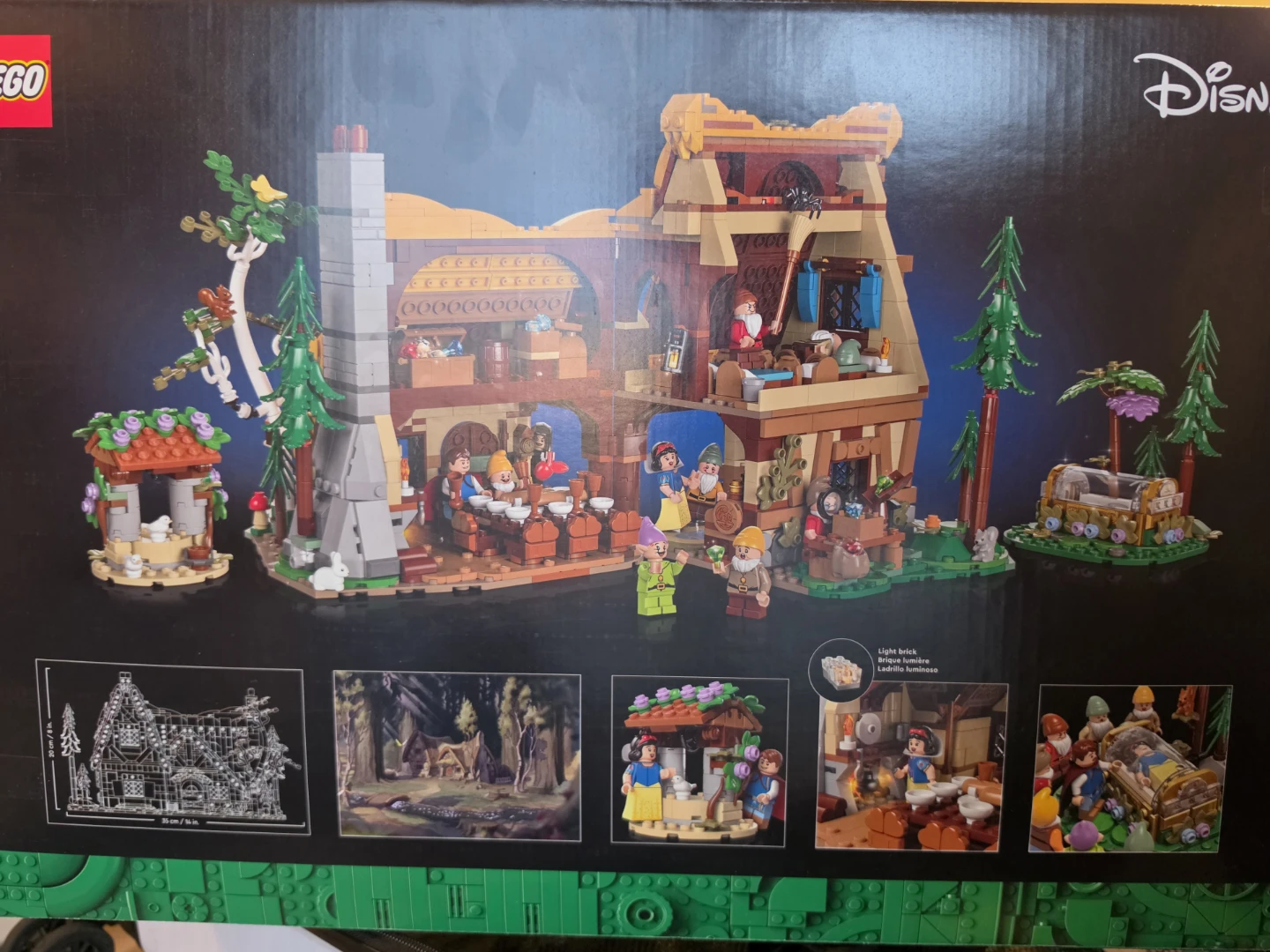 LEGO Disney Snow White and the Seven Dwarfs Cottage 43242 - photo 2