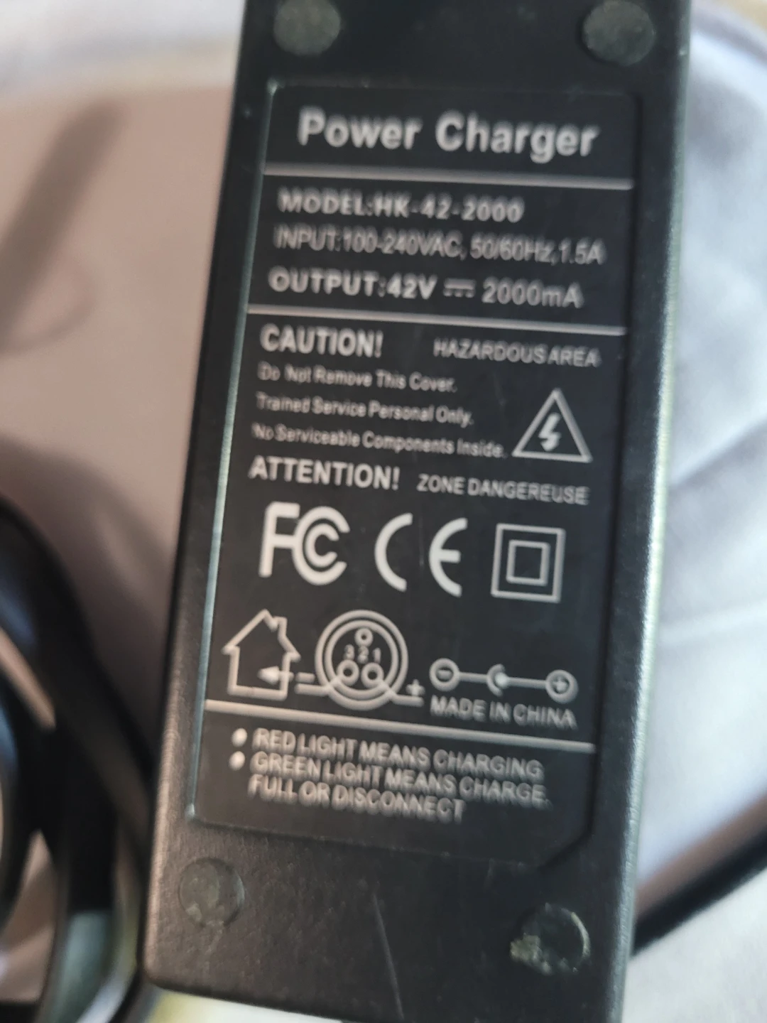 HK-42-2000 Power Charger - photo 2