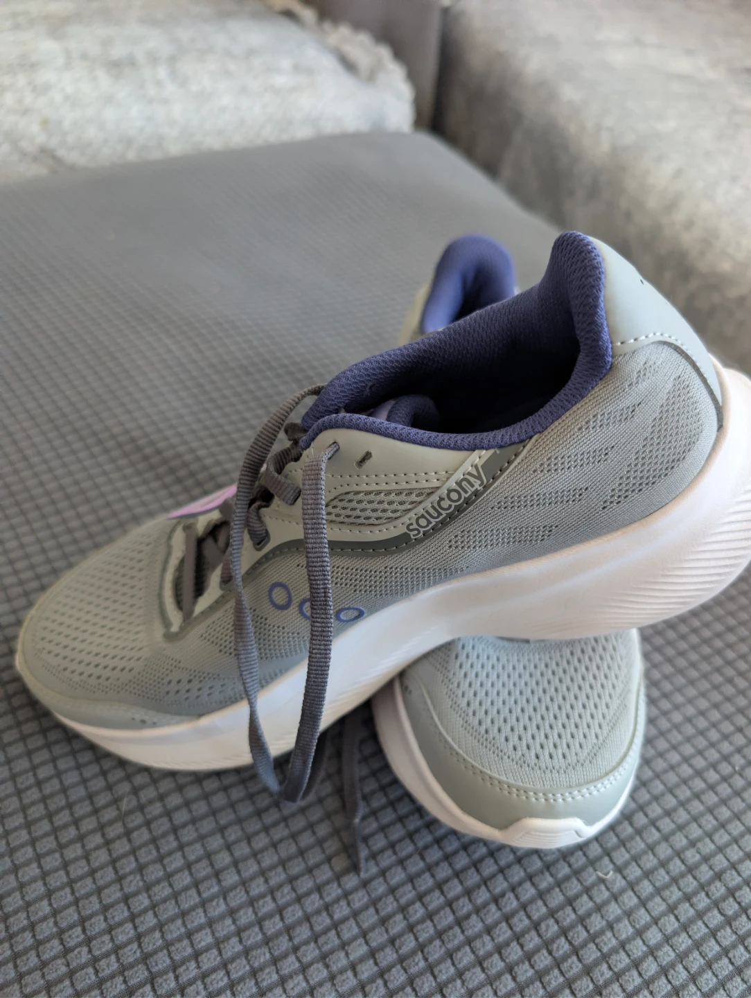 Saucony Women's Running Shoes Size 8.5 - photo 4