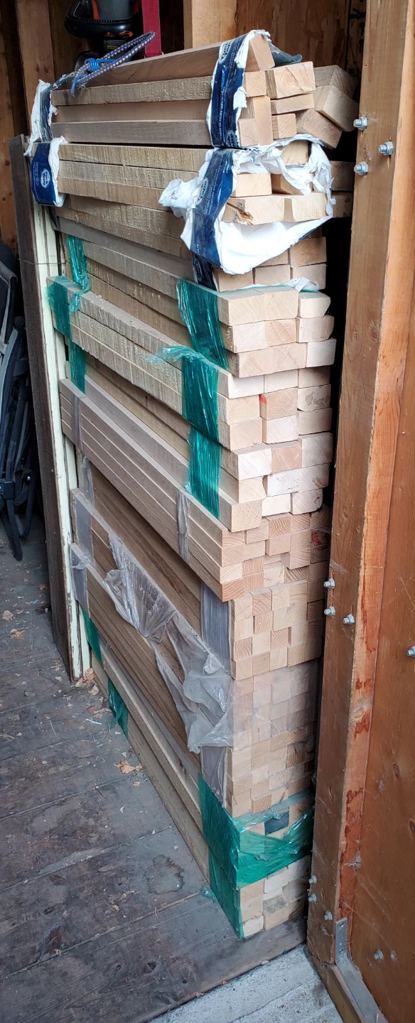 Oak pieces, approx. 150