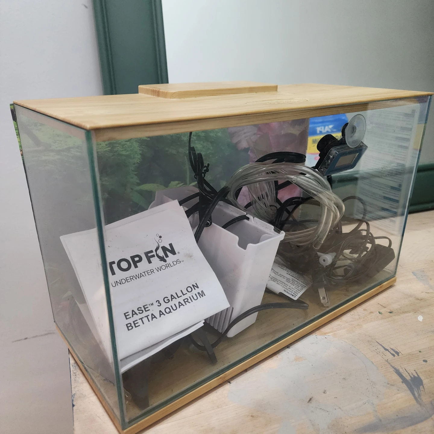 Top Fin 3 Gallon Betta Aquarium with Decor - photo 2