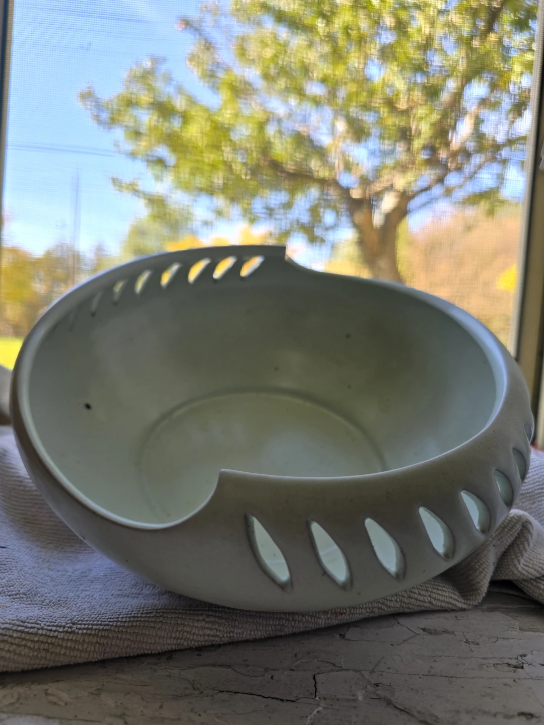 JAPANDI  Weighty  Ceramic  ikebana vase
