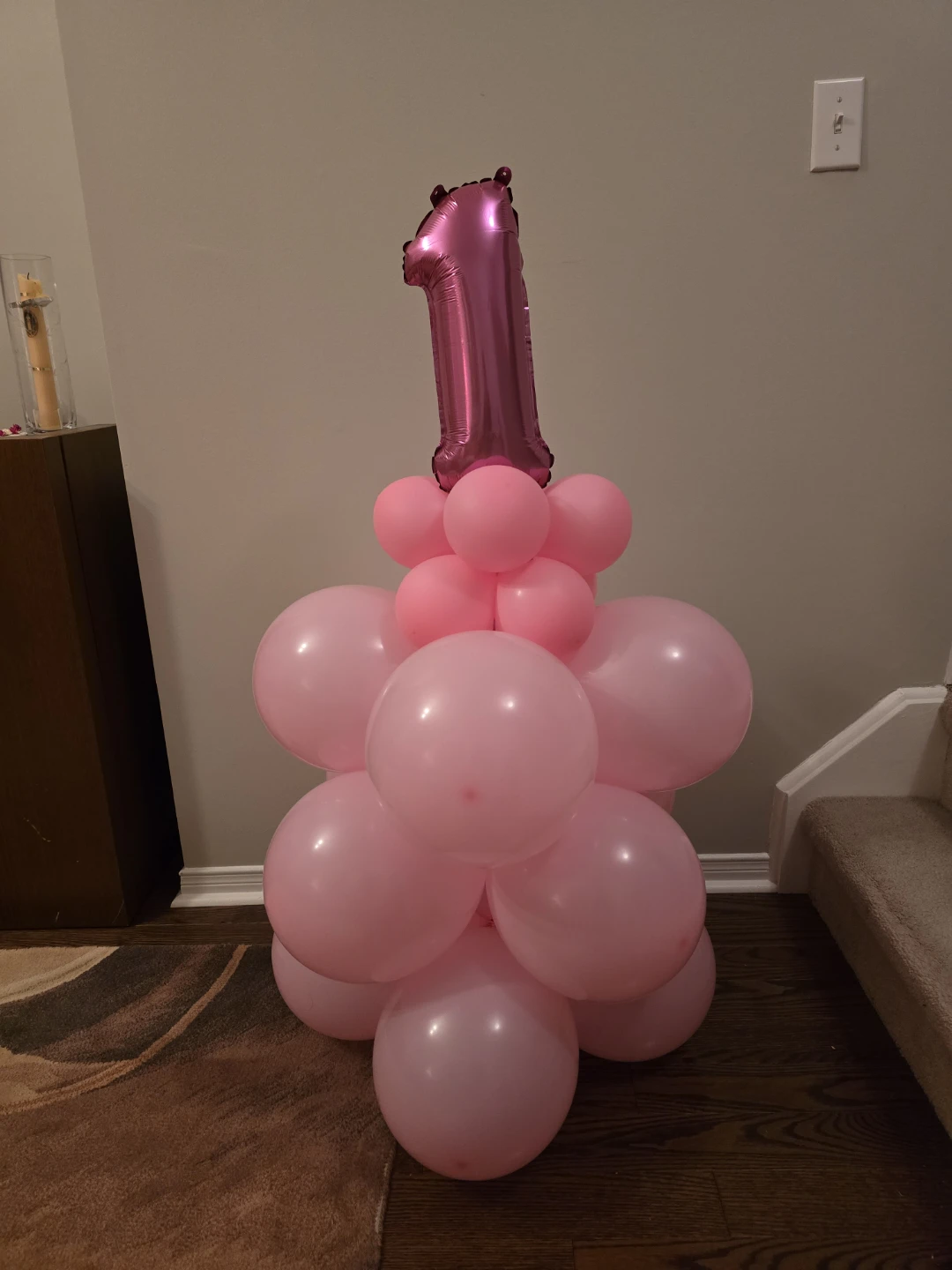 Pink Number One Balloon tower - photo 2