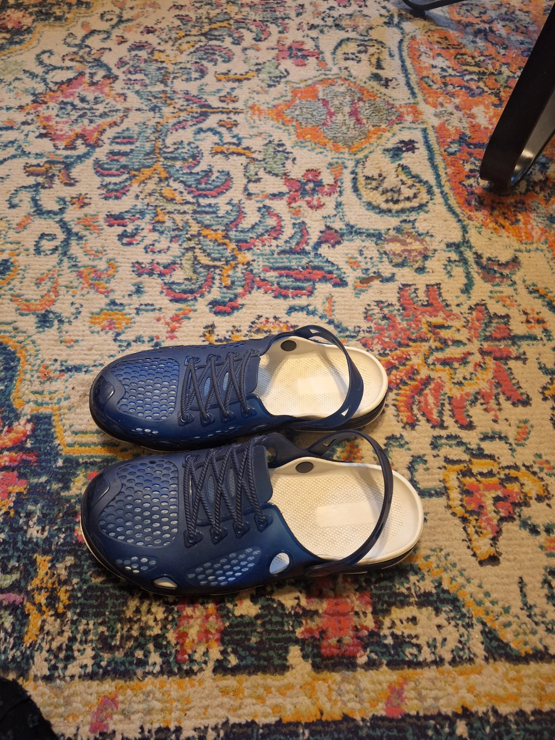 Size 10. Blue and white perforated clogs - photo 2