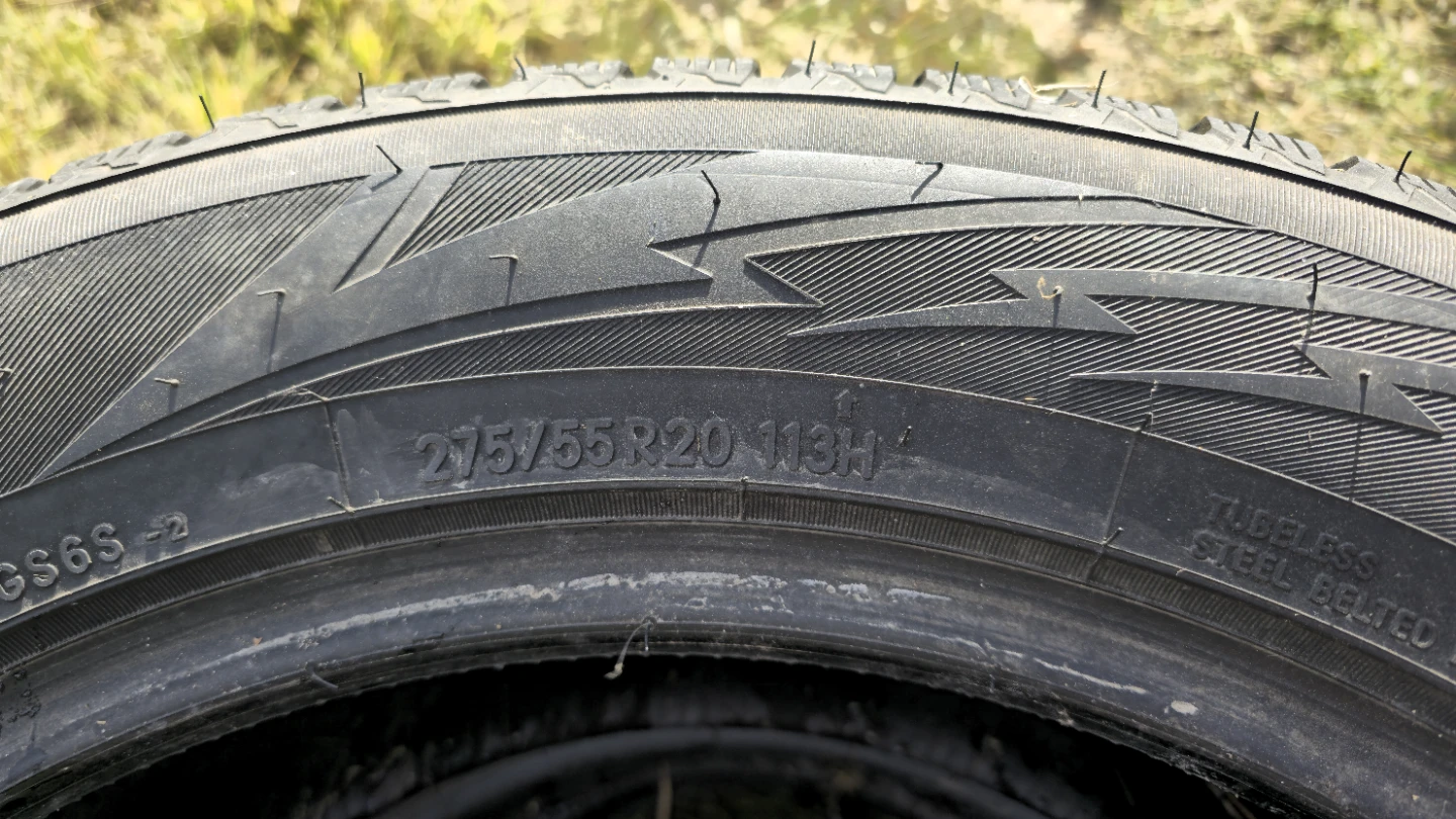 3 Toyo Observe GSI-6 LS Winter Tires 275/55 R20 - photo 2