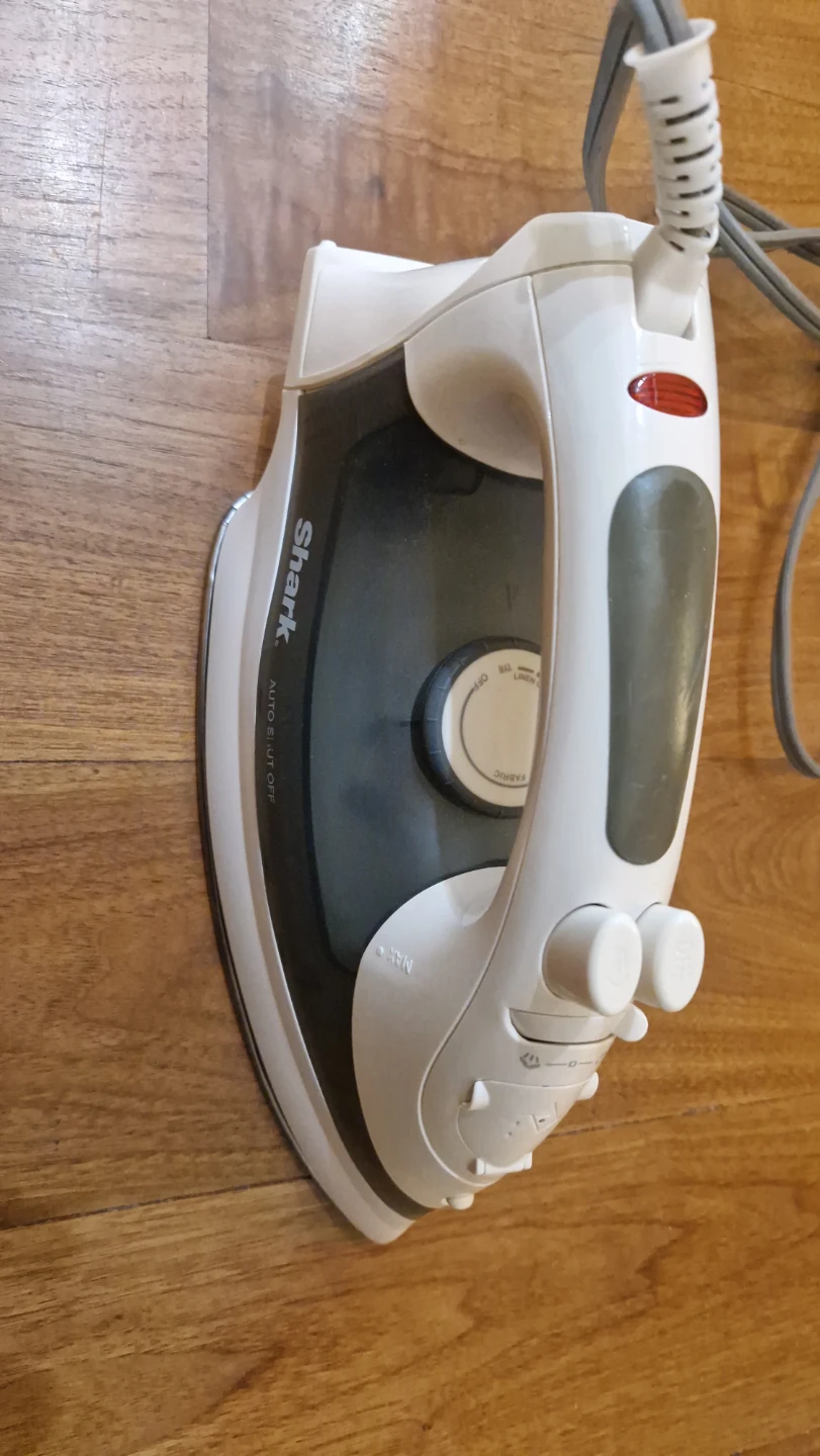 Shark Electric Iron