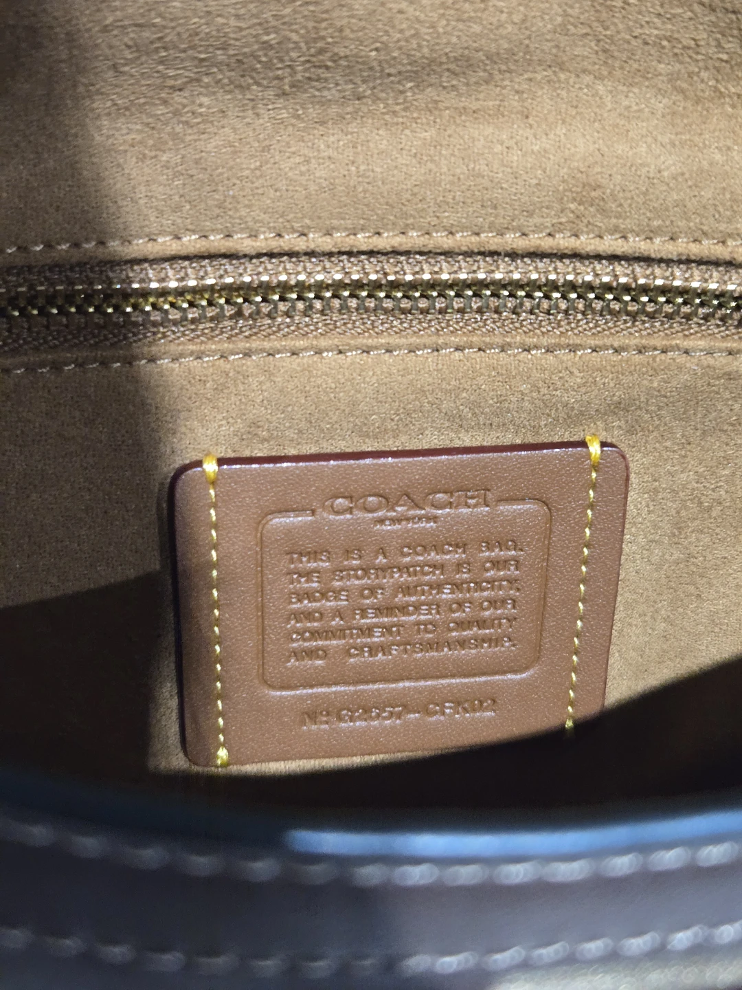 Authenticated Coach Brown Leather Shoulder Bag - photo 5