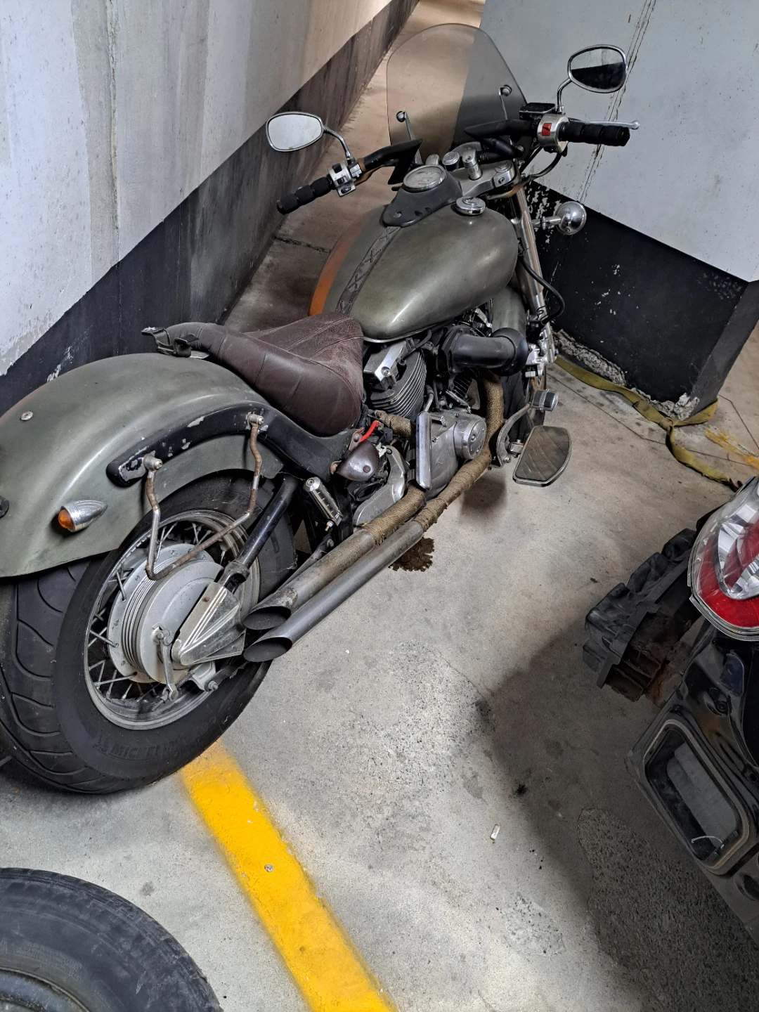 Motorcycle - photo 3