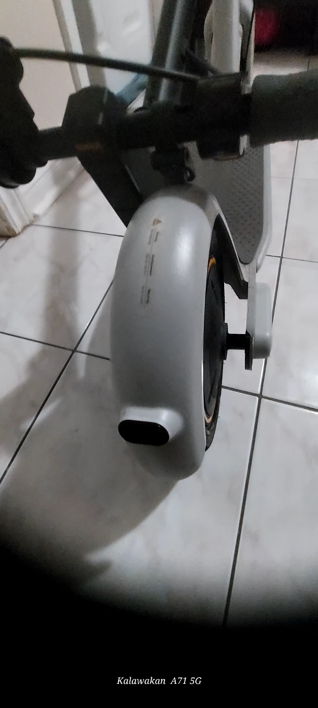 Ninebot Segway Electric Scooter Model G30LP - photo 4