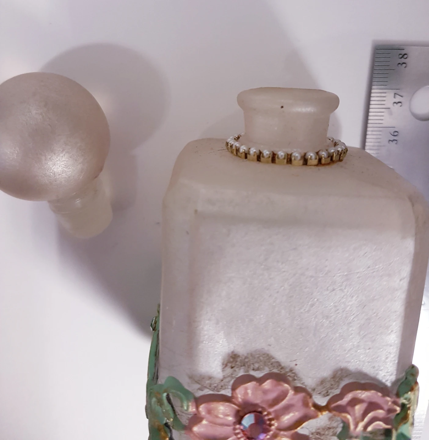 Vintage Frosted Glass Perfume Bottle - photo 3
