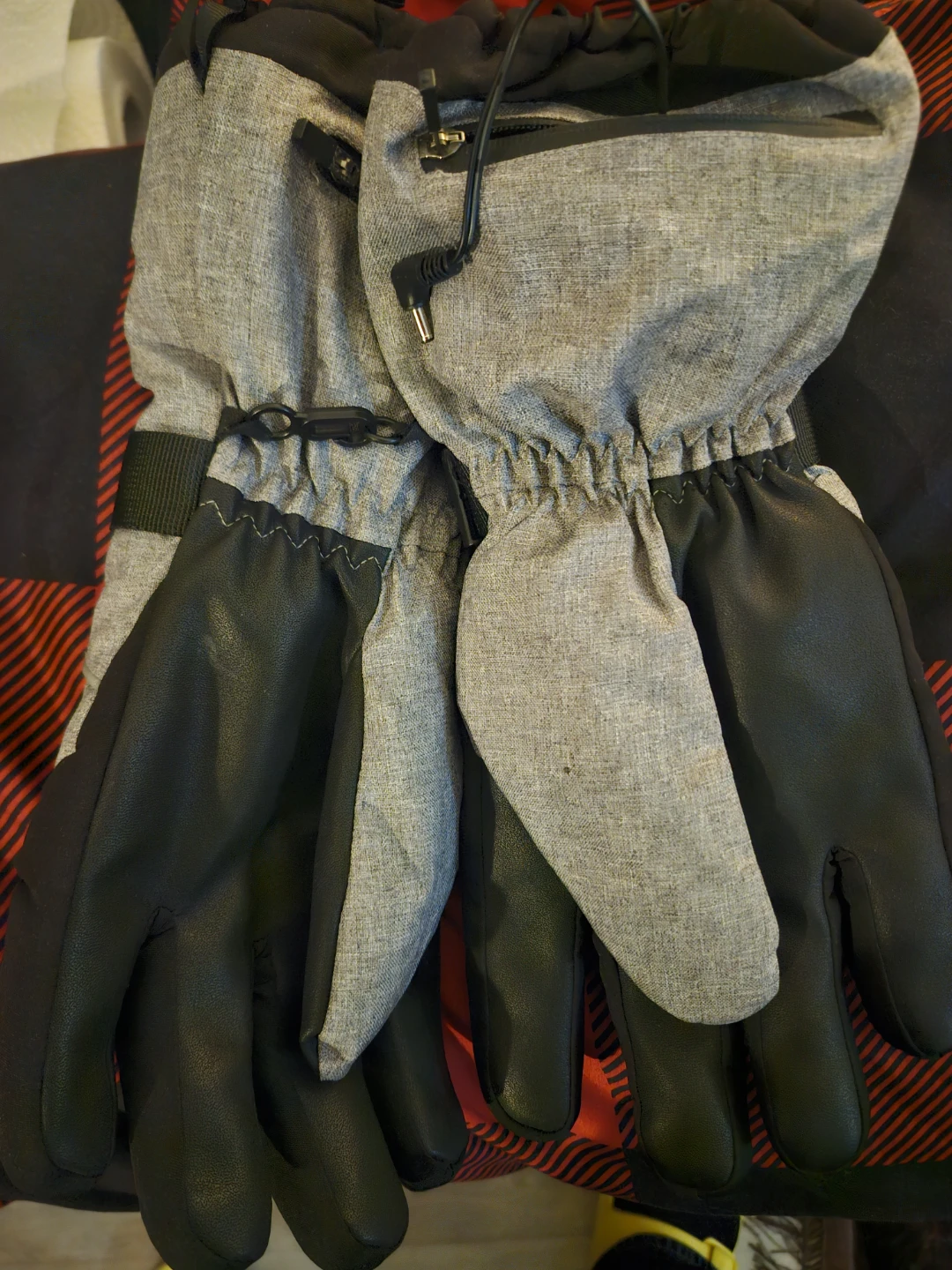 Heated Winter Gloves - photo 3