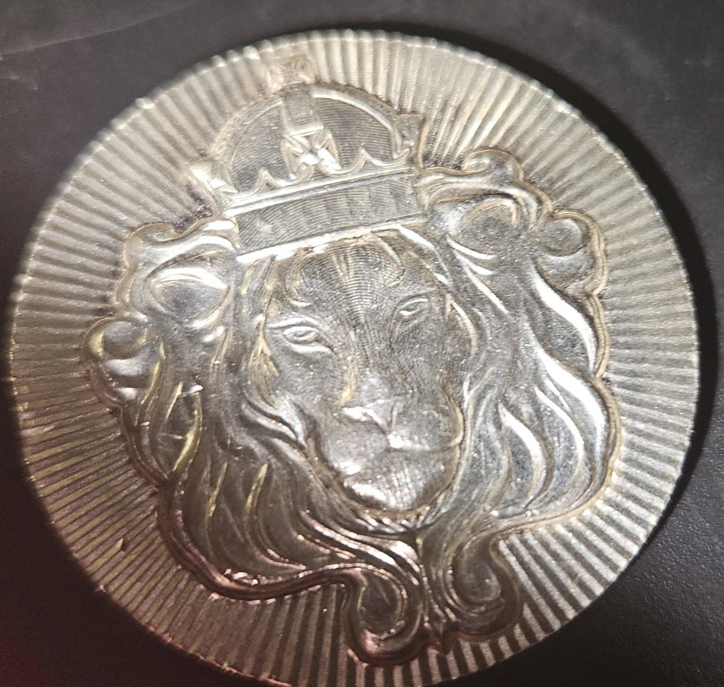 Scottsdale Mint 2 Troy Oz .999 Fine Silver Lion Round - photo 5
