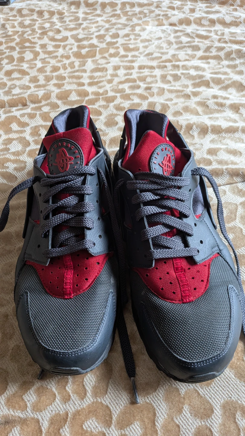 Nike Air Huarache Sneakers Men's 10.5 - photo 2