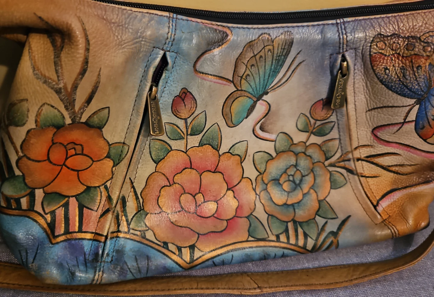 Anuschka Hand-Painted Genuine Leather Shoulder Bag