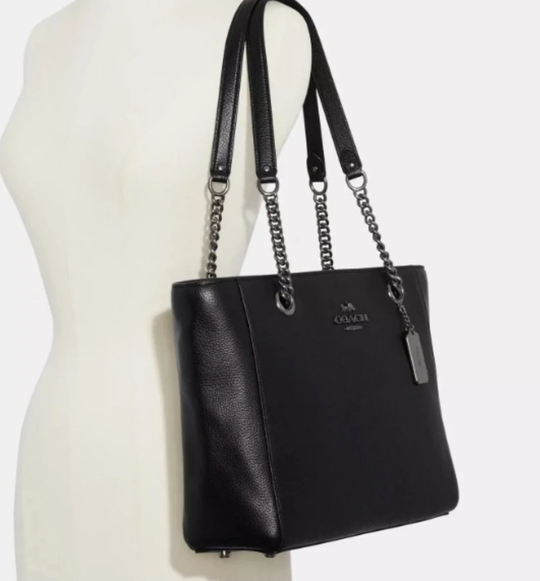 🥕Coach Black Leather Chain Tote Bag