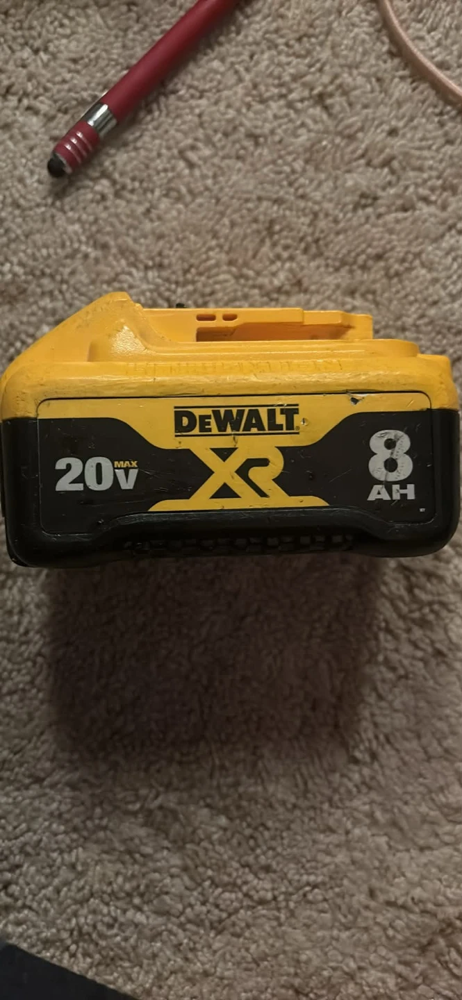 DEWALT 20V MAX XR 8AH Battery