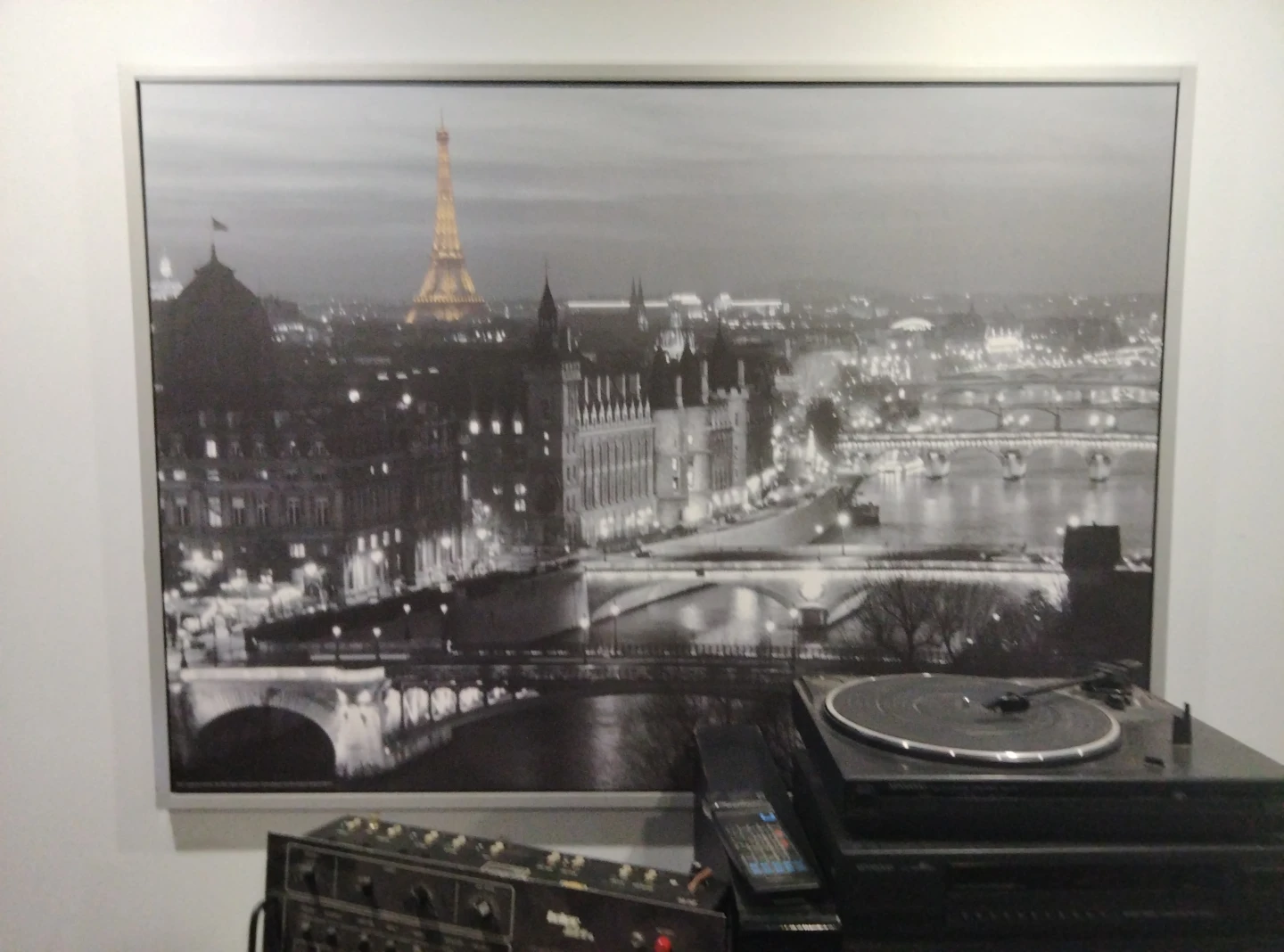 IKEA Bjorksta Paris Picture