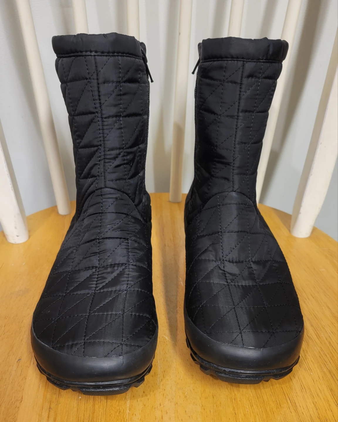 Bogs Snowday II Women Black Quilted Lined Zip Snow Boots Sz 9 - photo 4
