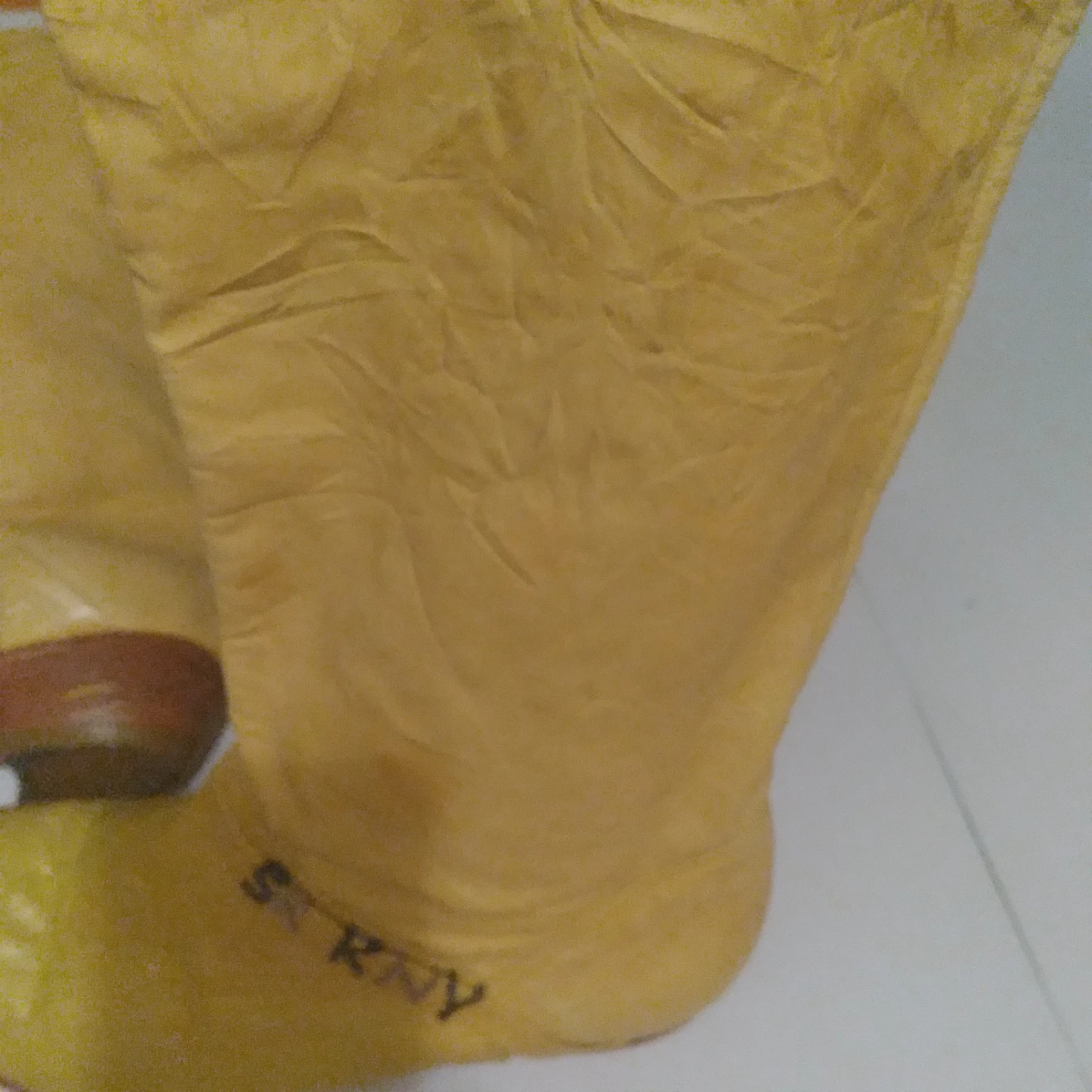 Sarkany Yellow Leather Boots