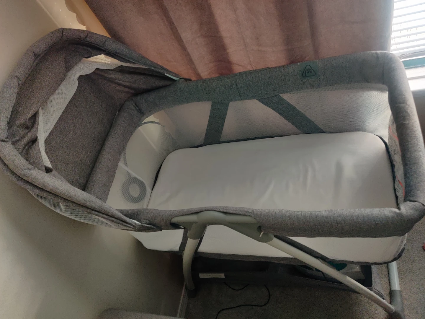 Baby Bassinet/ Bedside Sleeper