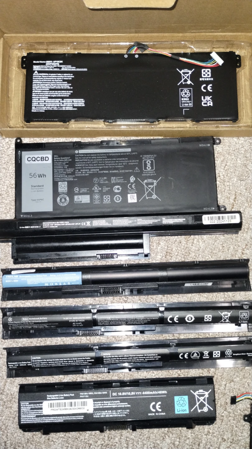 Assorted Replacement Laptop Batteries - photo 3