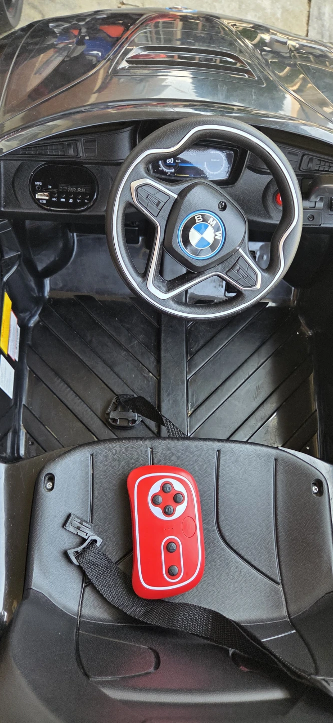 BMW i8 Coupe Kids Electric Ride-On Car - photo 3