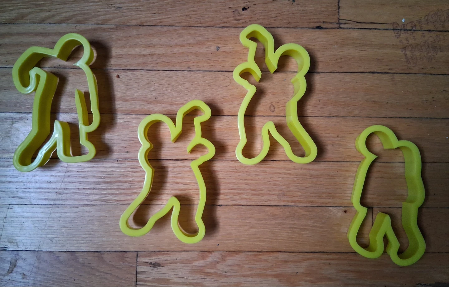 MJ THRILLEDR 4 YellowCookie Cutters