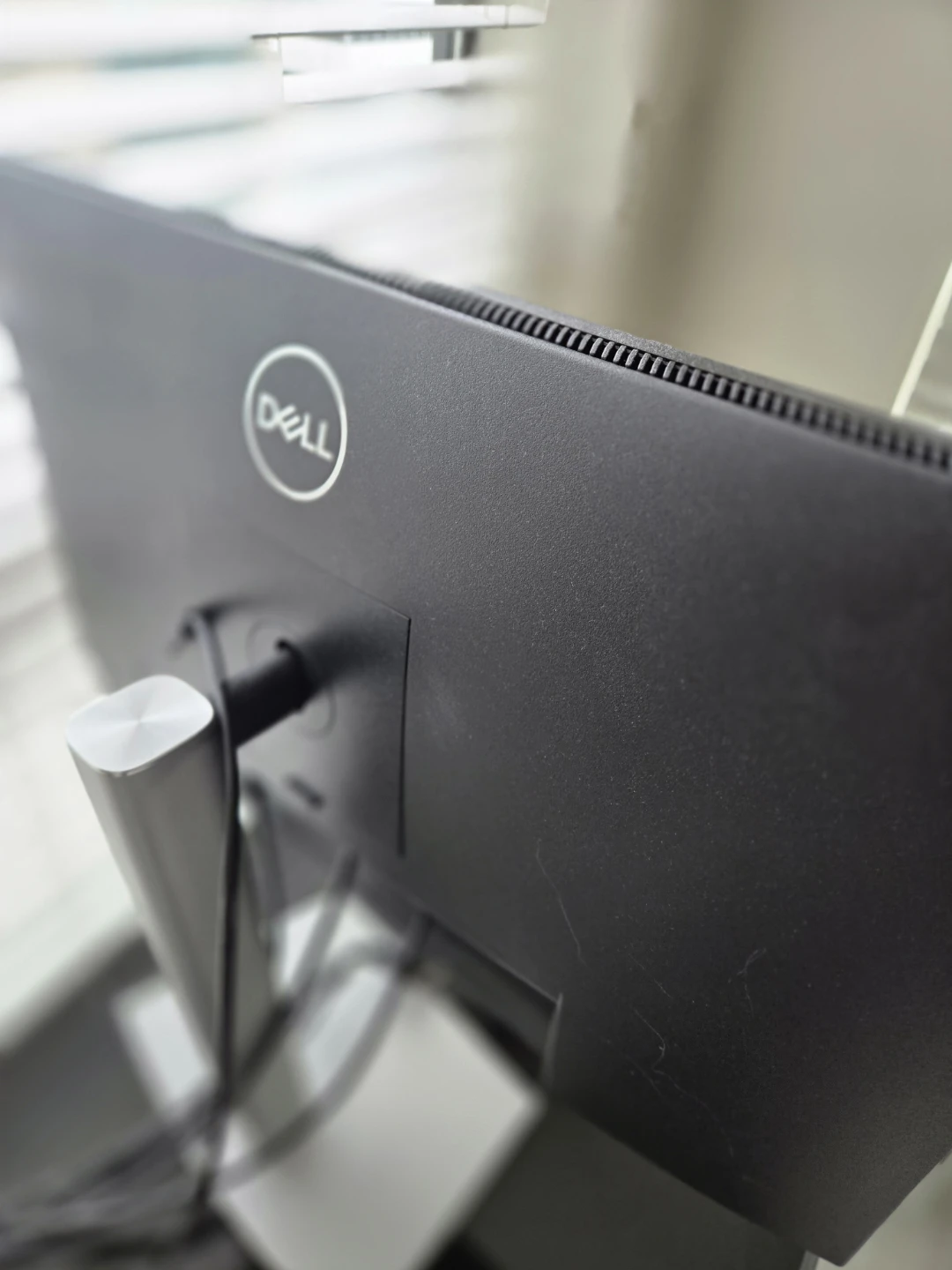 Dell Computer Monitor - PICKUP only - photo 3