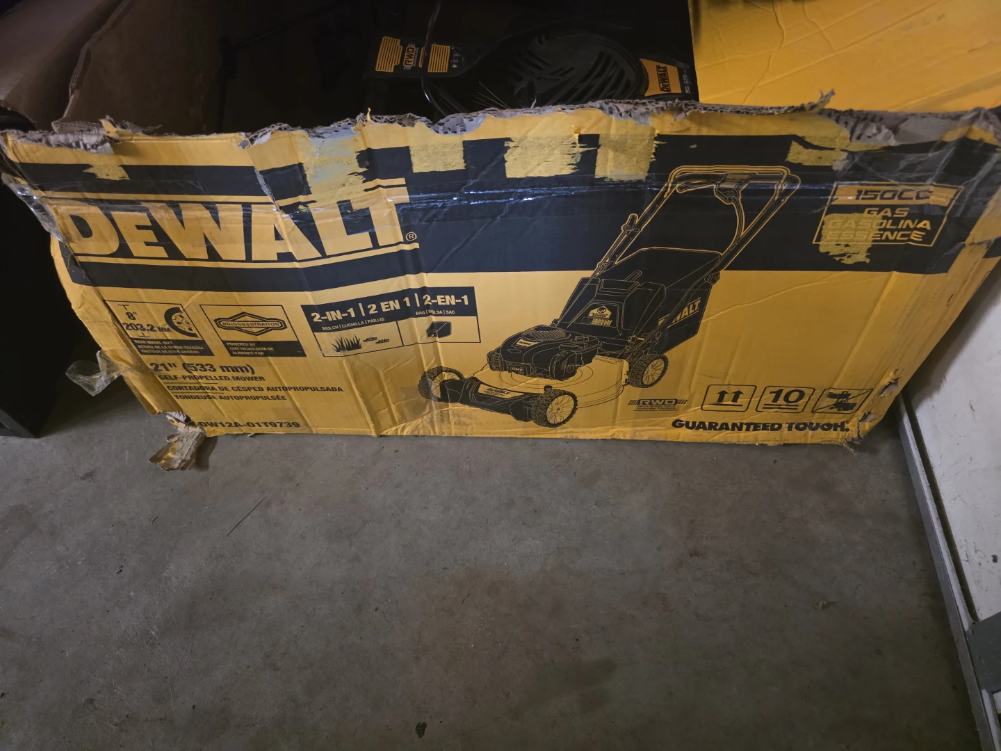 DeWalt 21-Inch Self-Propelled Gas Lawn Mower - photo 3
