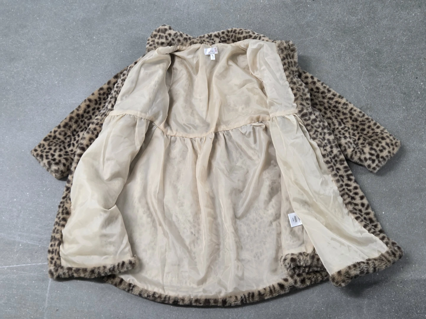 Girls Faux Fur Leopard Print Coat - photo 3