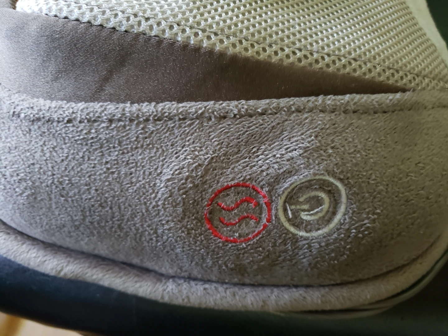 HoMedics Shiatsu Massage Pillow - photo 3