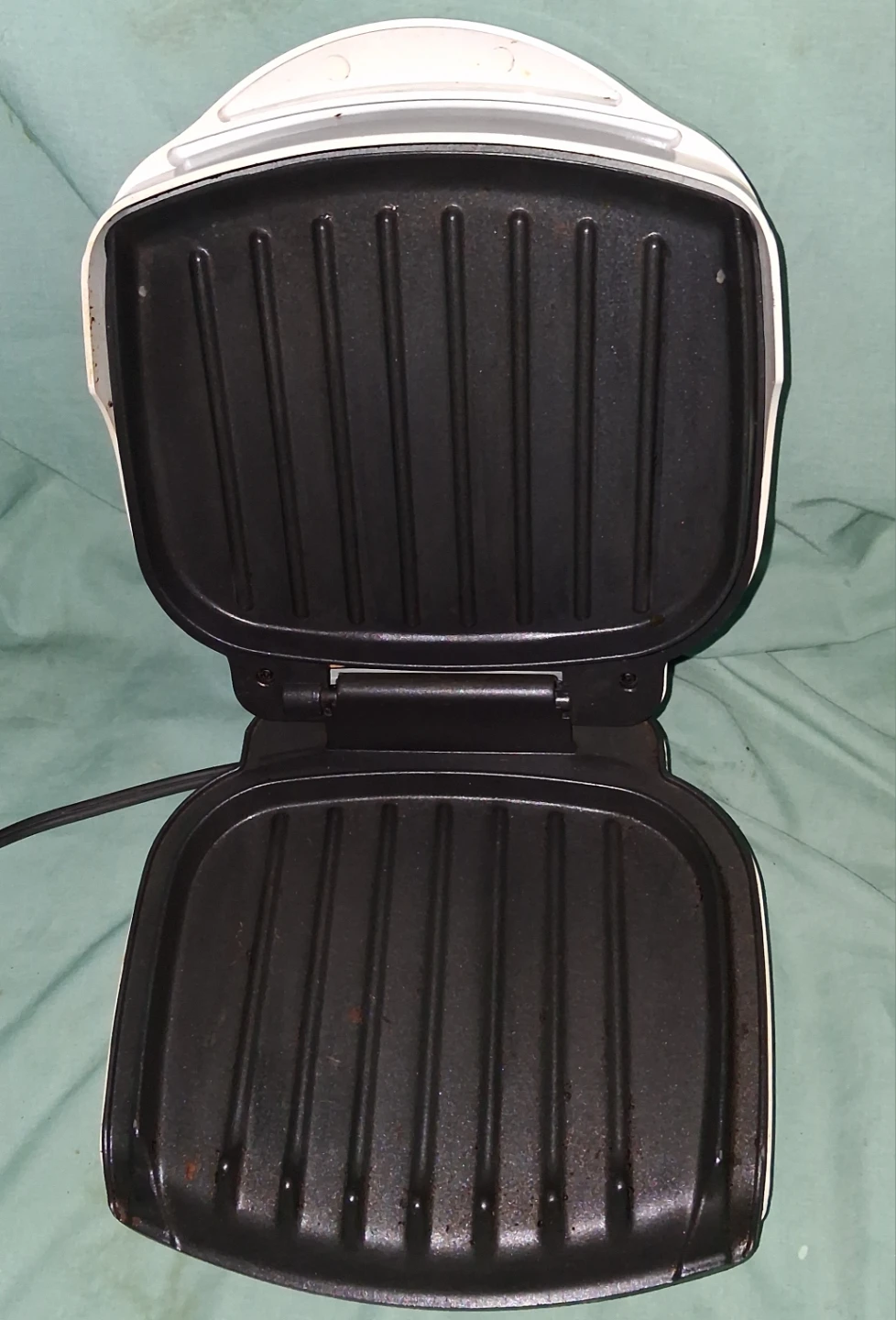 George Foreman Lean Mean Fat Grilling Machine Electric  Grill - photo 2