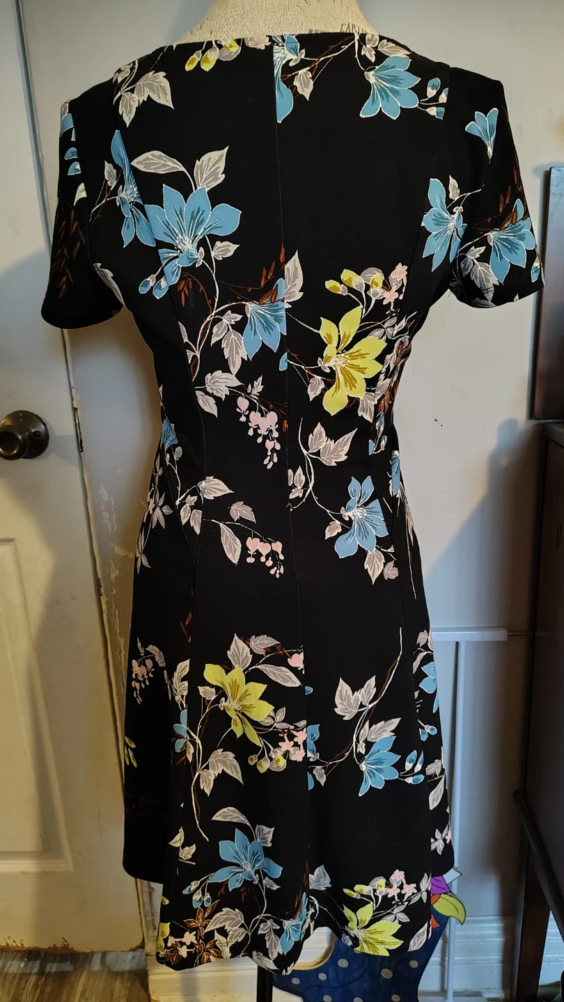 Floral Black Short Sleeve Dress