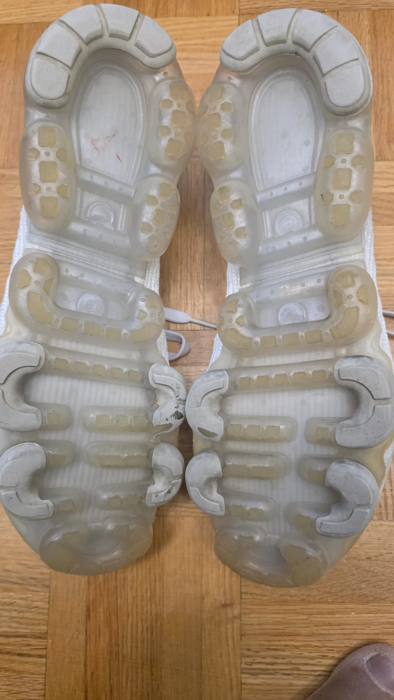 Nike Air VaporMax Flyknit White - photo 4
