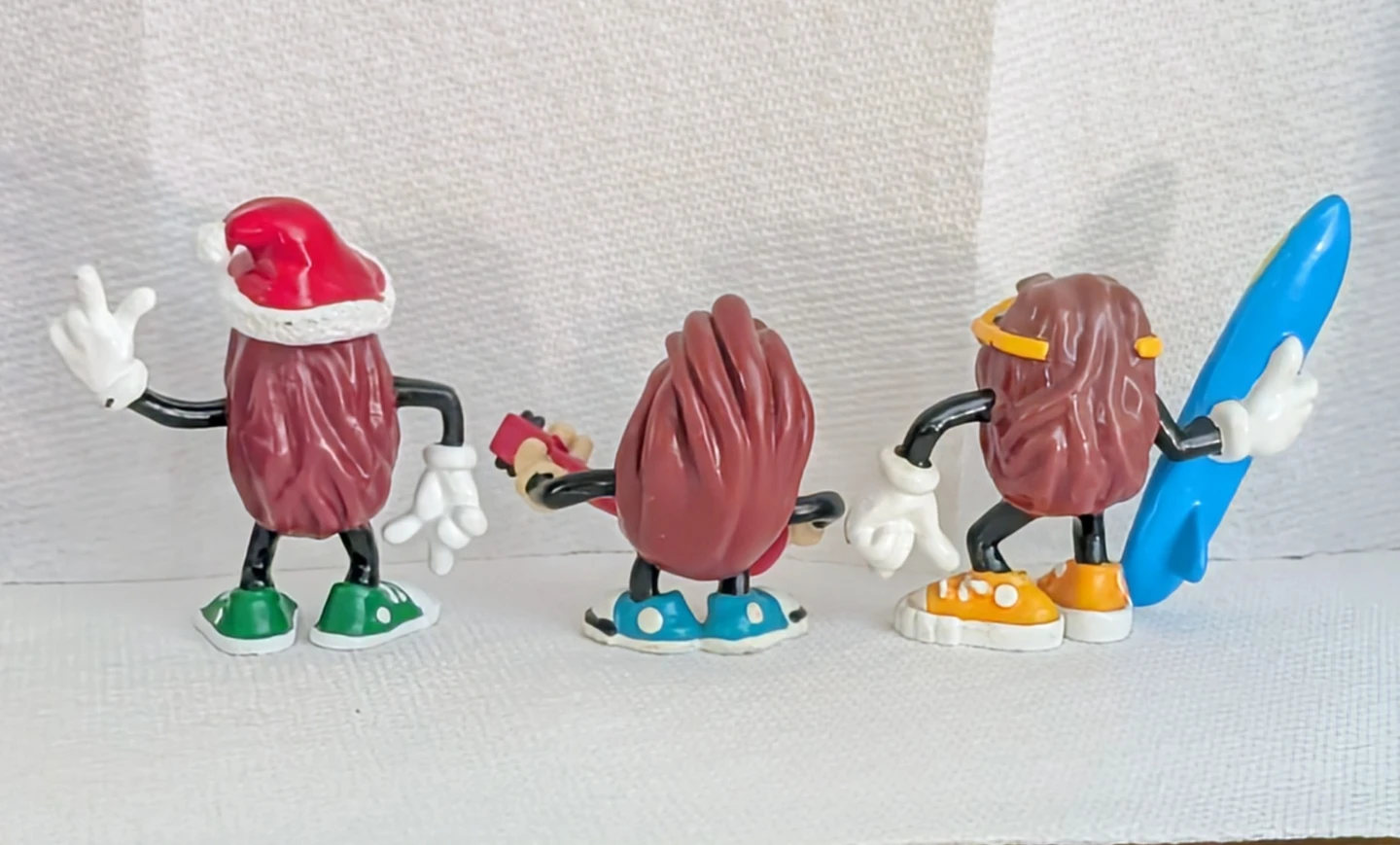 Vintage California Raisins Figurines Set of 3 - photo 2