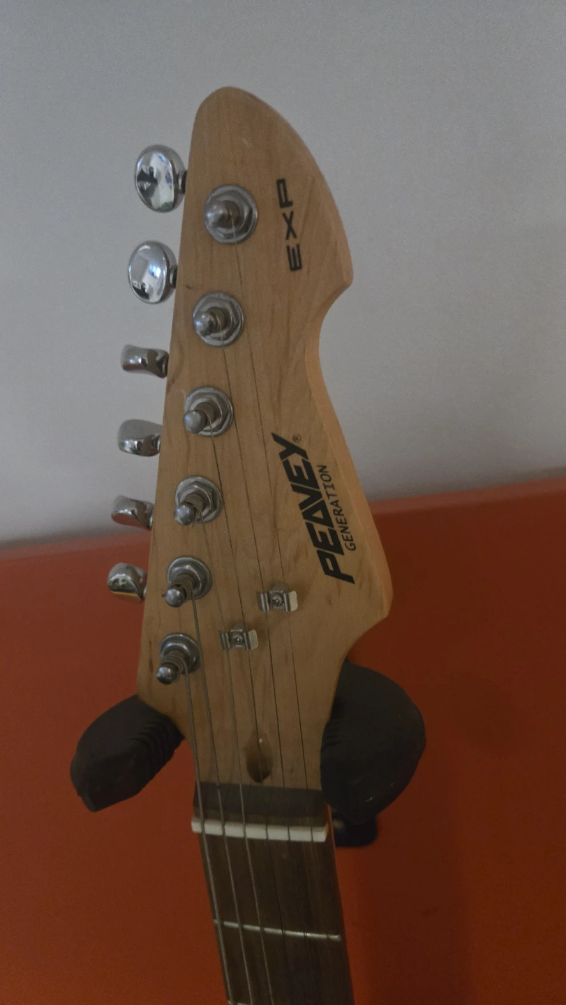 Peavey Generation EXP Electric Guitar - photo 2