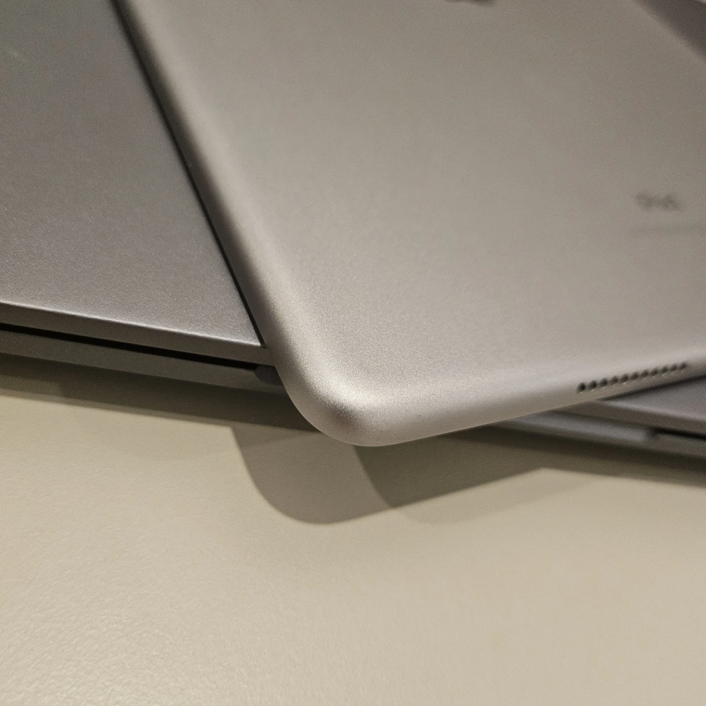 iPad Pro 10.5” (2017) + Apple Pencil - photo 4
