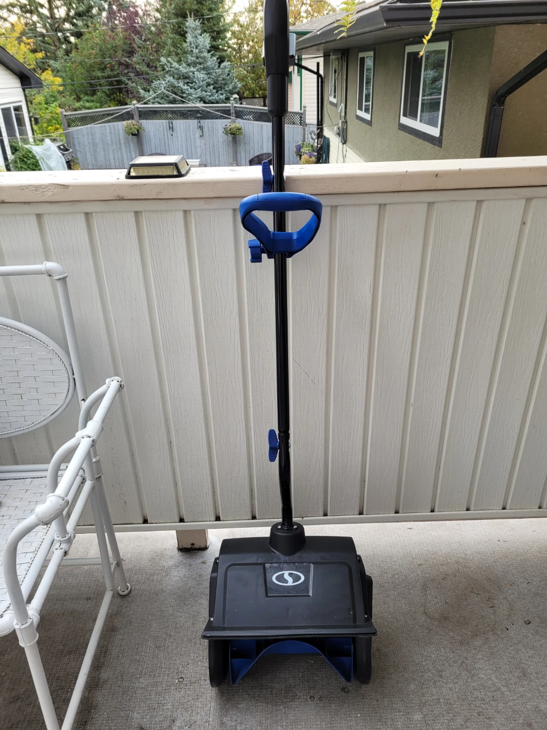 Cordless Snow Shovel