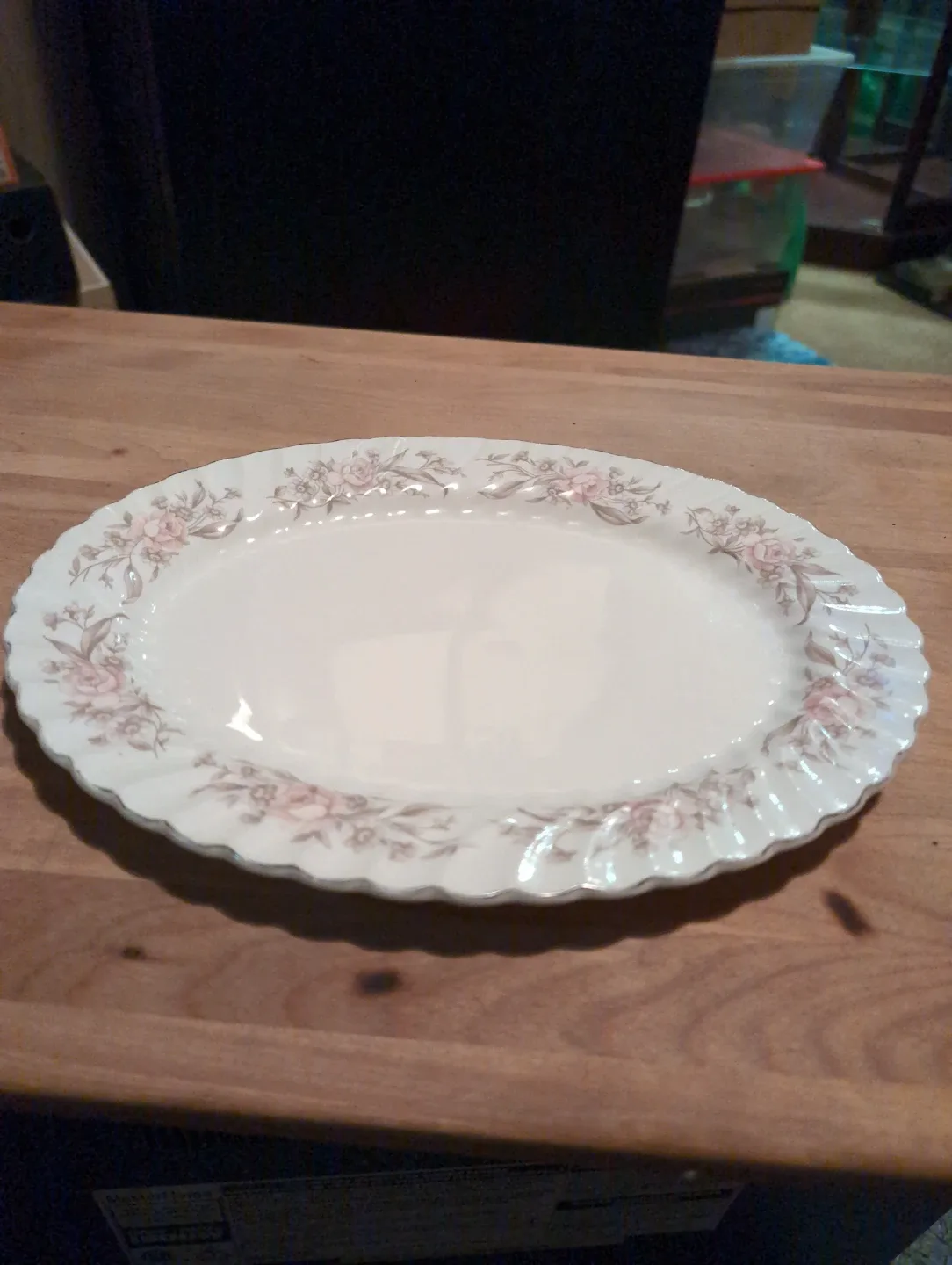 Johnson Brothers Snowhite Regency Oval Platter - photo 3