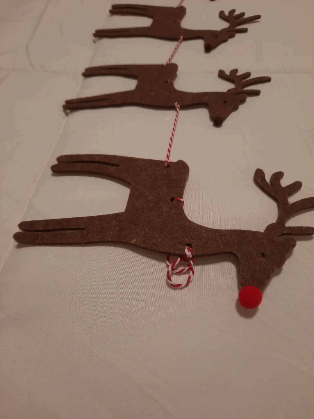 Felt Santa Sleigh and Reindeer Christmas Garland