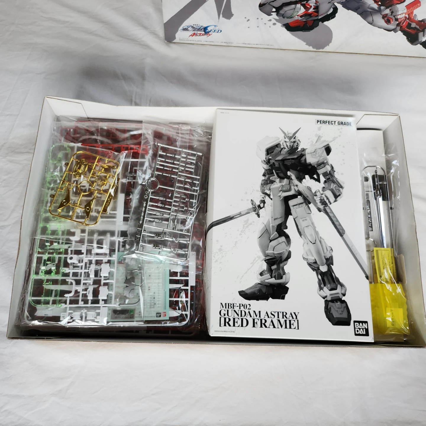 Bandai PG Gundam Astray Red Frame - photo 4