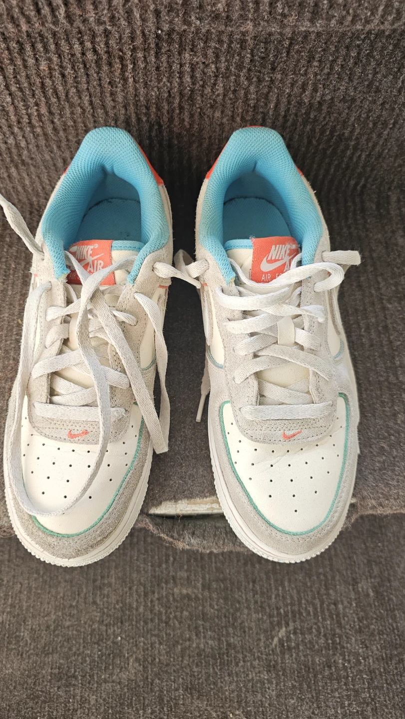 Nike Air Force 1 Sneakers