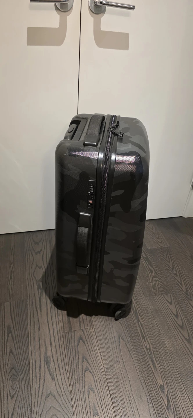 Herschel Carry-On Luggage Camo - photo 4